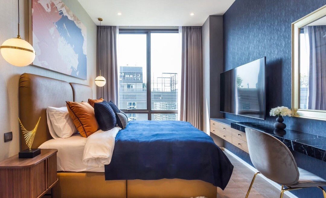 Muniq                      Langsuan