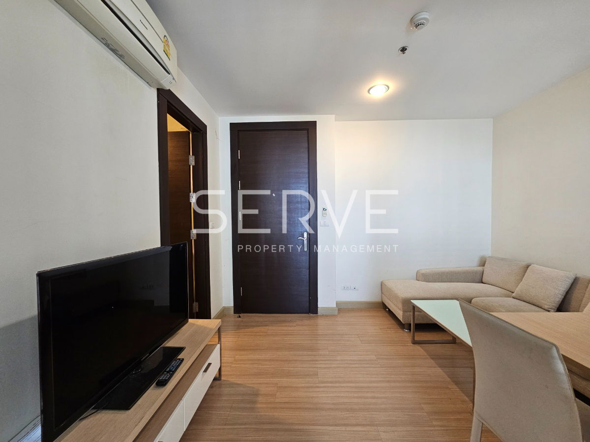 1 间卧室，漂亮的房间，家具齐全，位置优越，距离 Ratchadaphisek 地铁站 0 米。