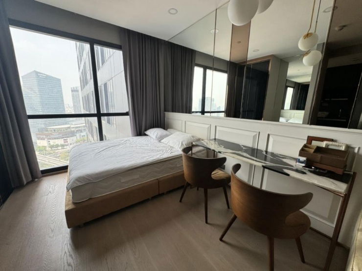 LUXURY ASHTON CHULA SILOM Beautiful room, 20th floor + 26 sq.m. Rent 20,000 baht per month Khun KIM Kim LINE: miragerichcondo Call 0842914701