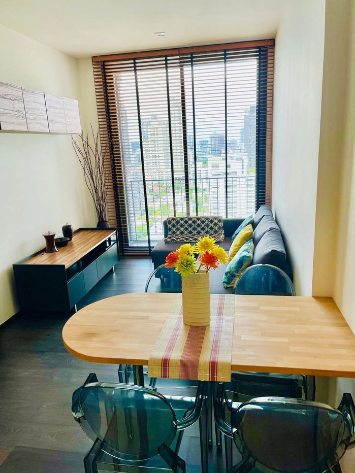 Code: KJ6533  for rent Edge Sukhumvit 23 // Line ID: @kjcondo (with @) //