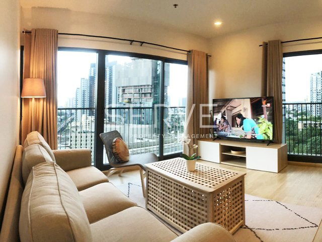 🔥39K🔥 - 1 Bed with Bathtub Corner Room 62.41 sq.m. Perfect Location Next to BTS Thong Lo at Noble Remix Condo / For Rent
