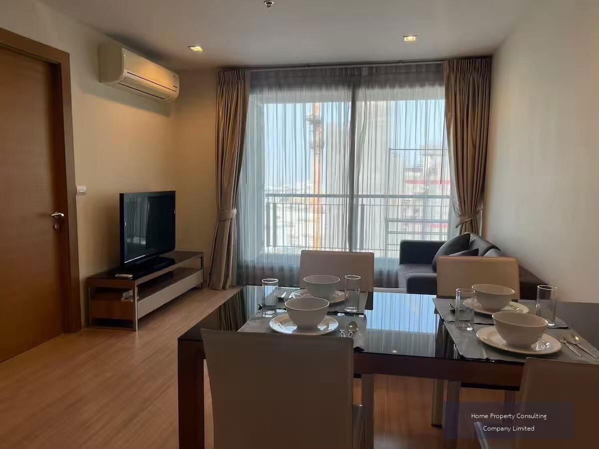 Condo for Rent: Rhythm Ratchada - Huai Khwang Excellent location, just a short walk to MRT Huai Khwang