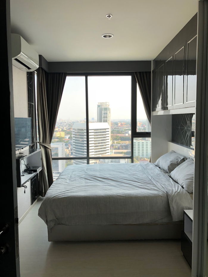 For Rent: Rhythm Sukhumvit 42 Ready to Move In (S15-27092)