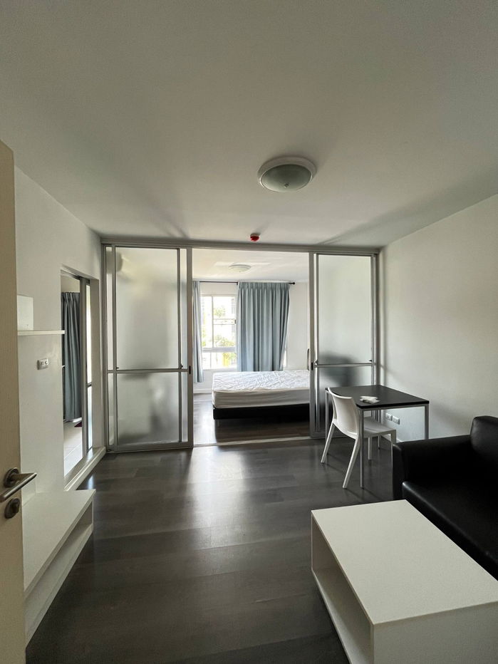 For rent dcondo campus resort rangsit nearby thammasart university.