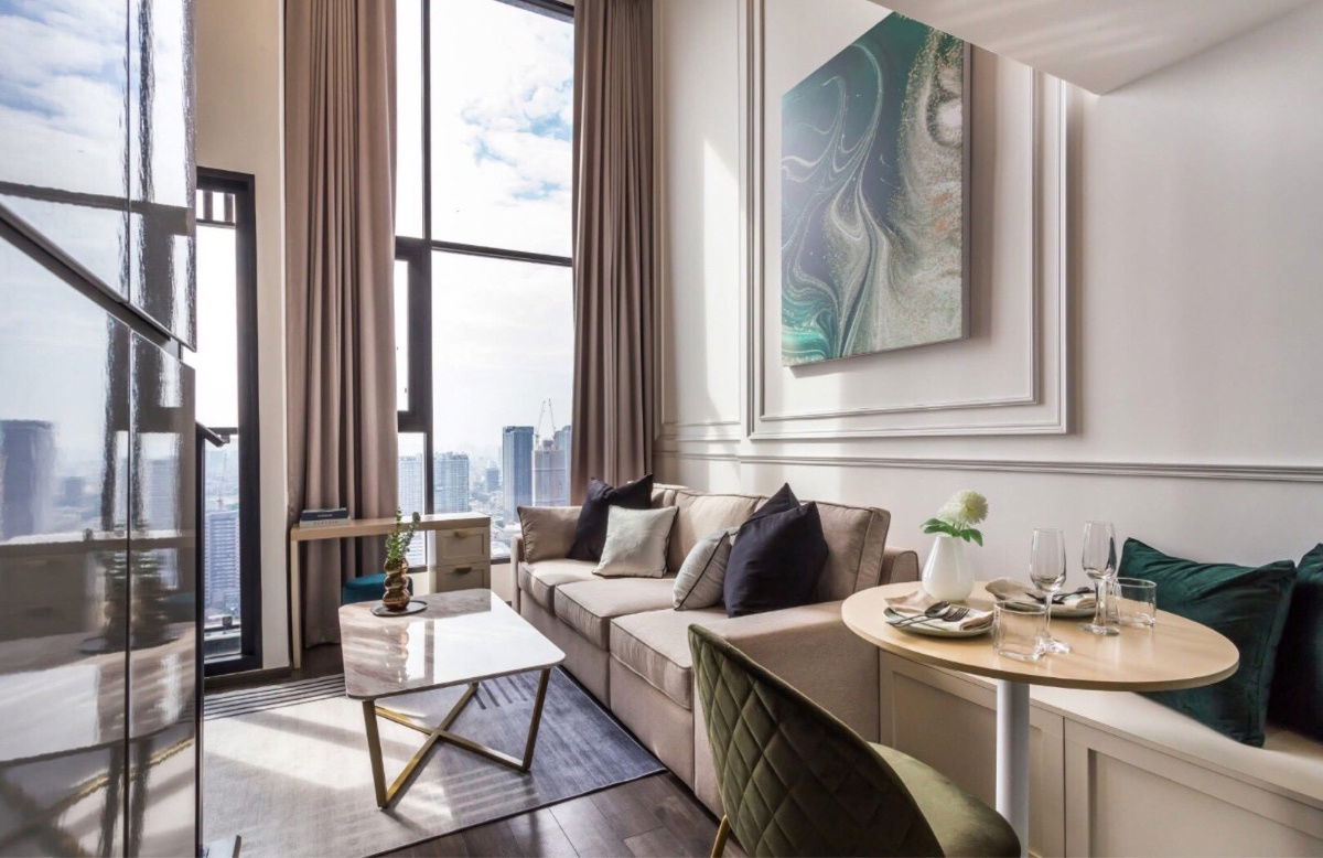 Knightsbridge Space Ratchayothin