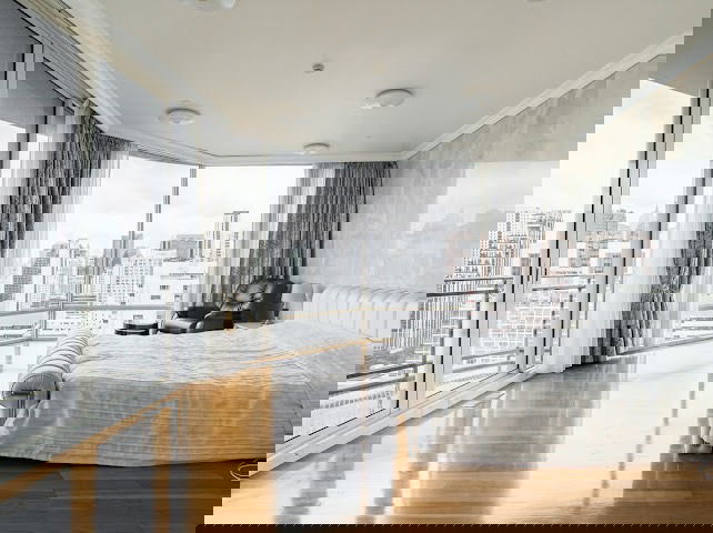 Royce Private Residences 4 bedrooms, for rent