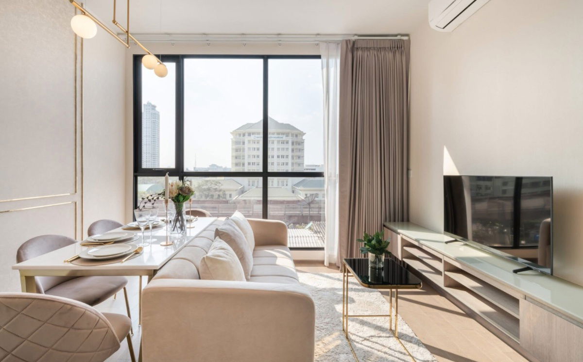 PARK ORIGIN                       PHAYATHAI