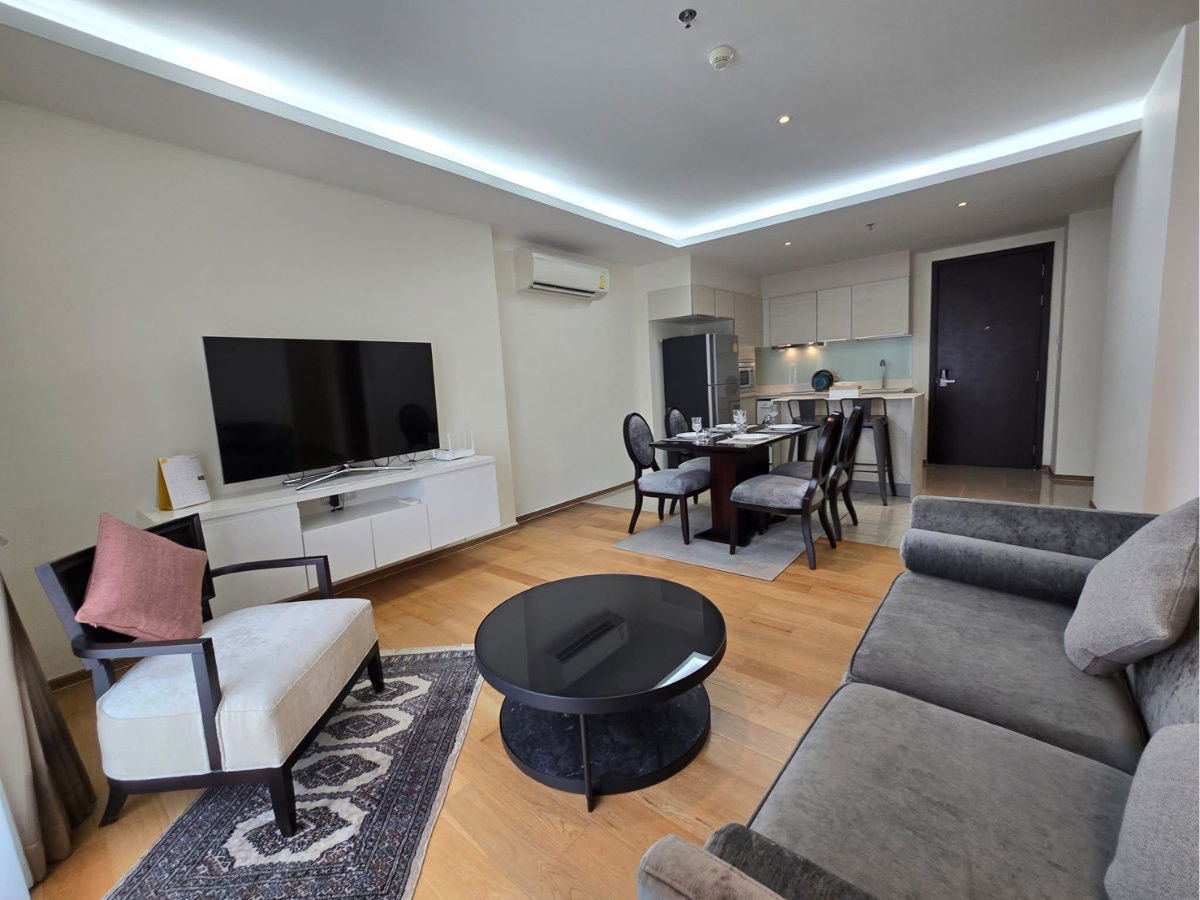 H Sukhumvit                        43