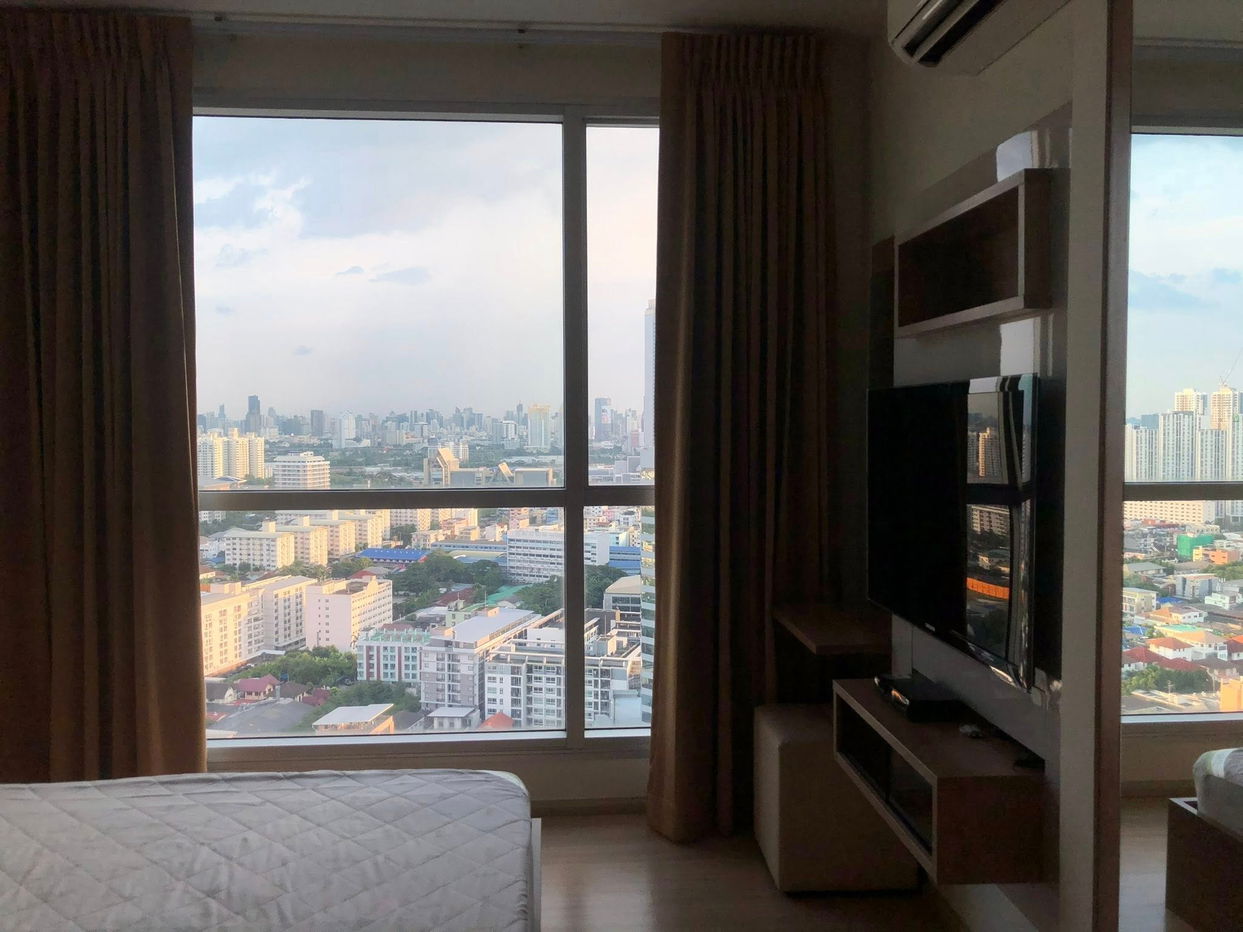 Condo For Rent Rhythm Ratchada - Huai Khwang (B6805094) ID Line : @condo88