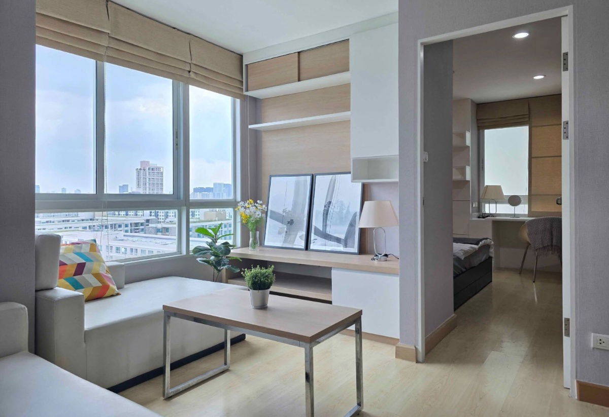 Premsiri Boutique                 Park