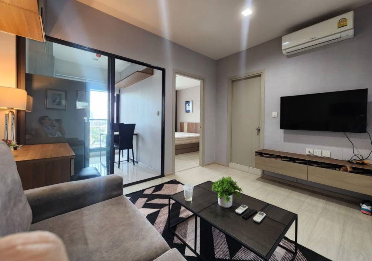 Life Sukhumvit                         48