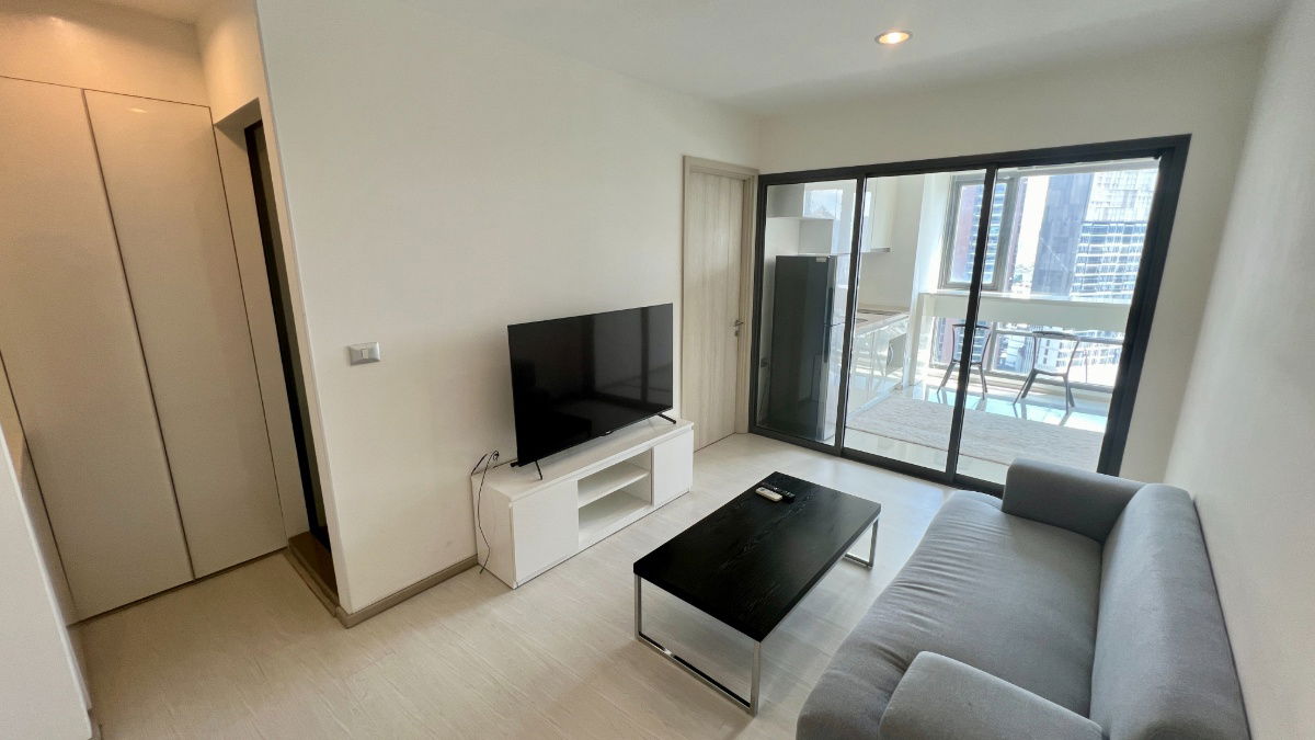 For rent Rhythm Sukhumvit 42 Price 30,000 baht/month [MNr250514]