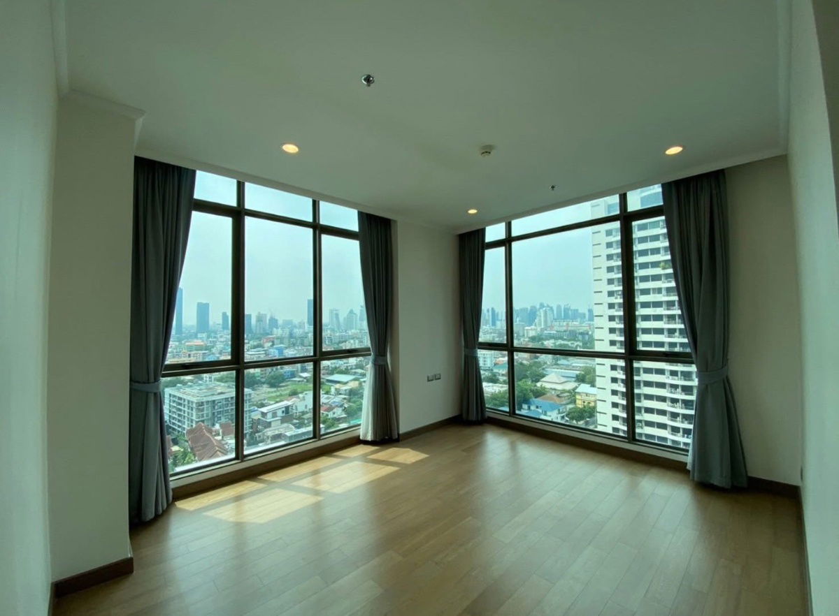 ศุภาลัย โอเรียนทัล สุขุมวิท 39