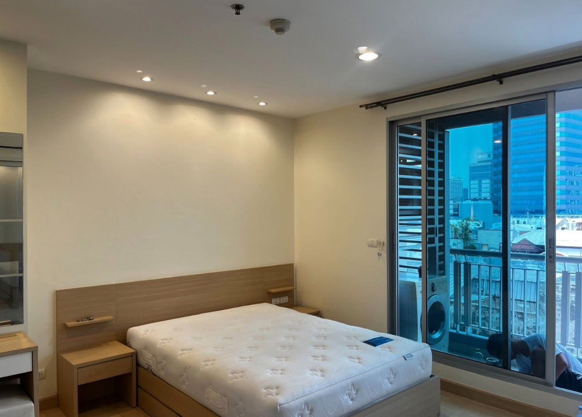 Rhythm                       Ratchada