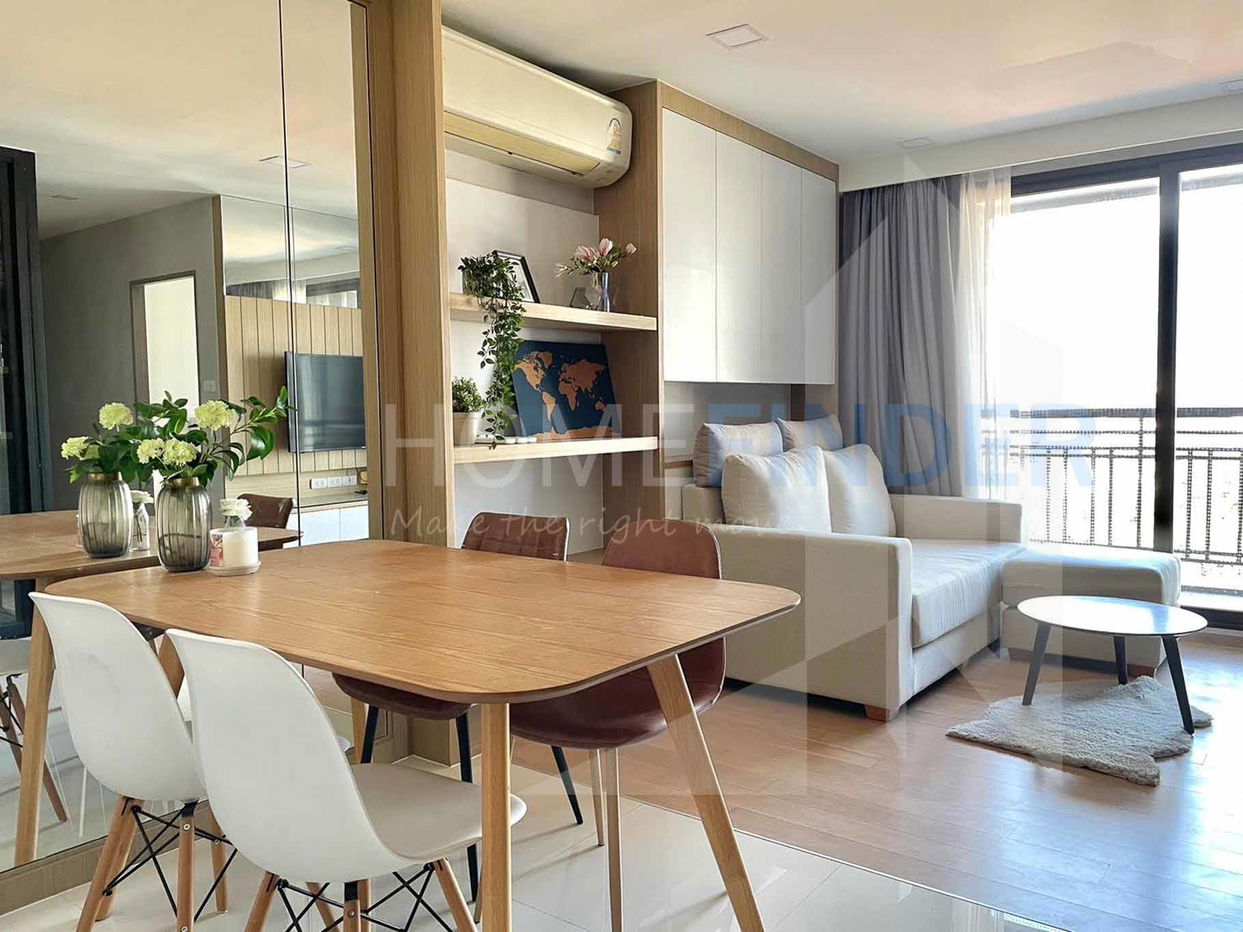 Art @ Thonglor 2 bedrooms, for rent