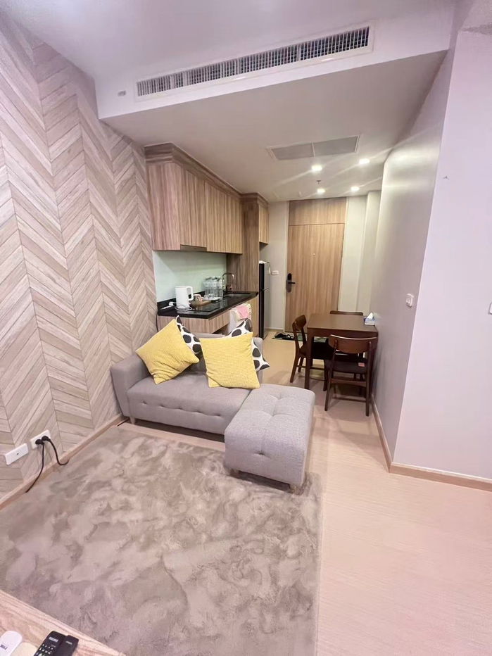 Condo For Rent!!Noble Revent Phayathai