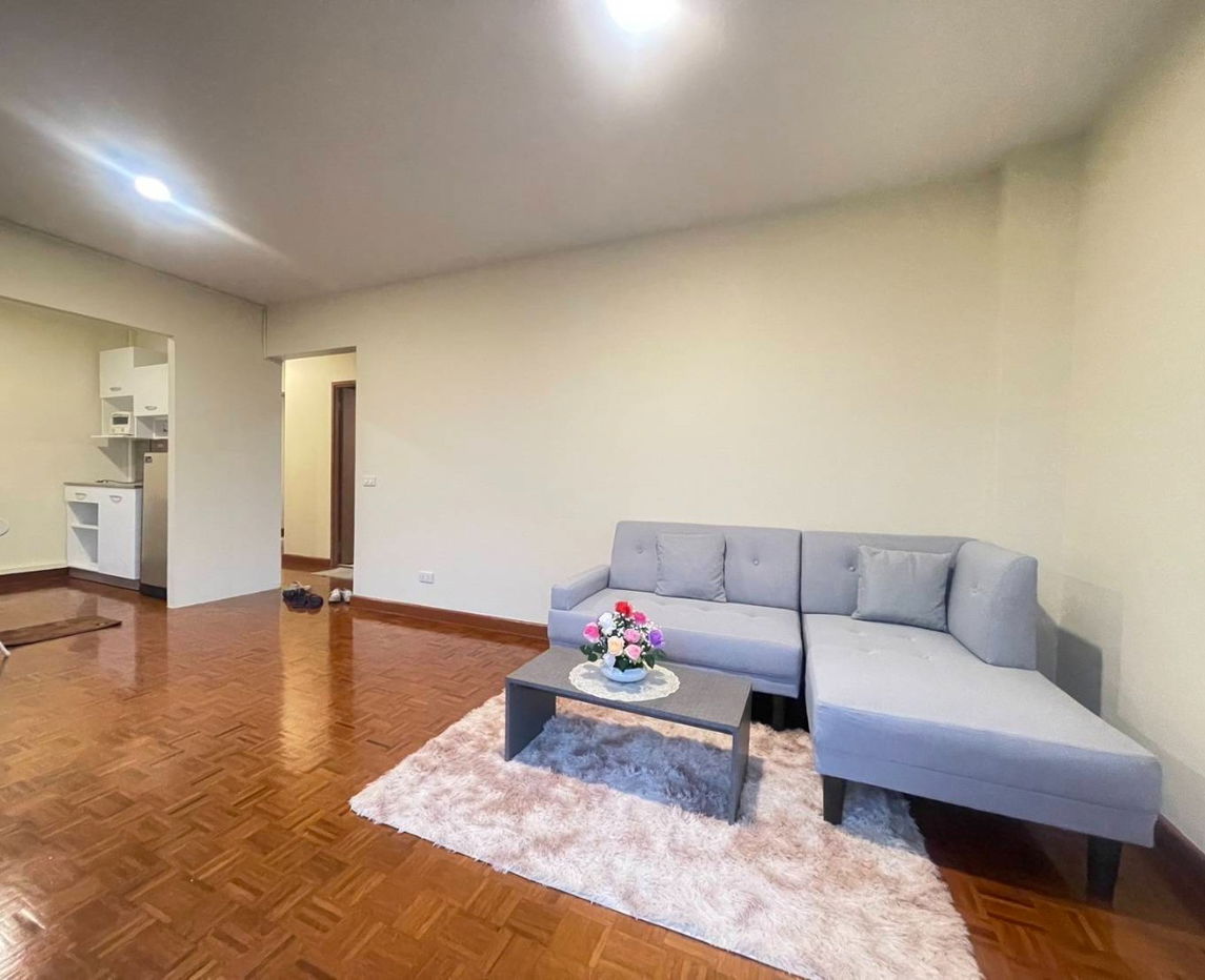 For Rent Victoria Lakeview building 1 fully furnished