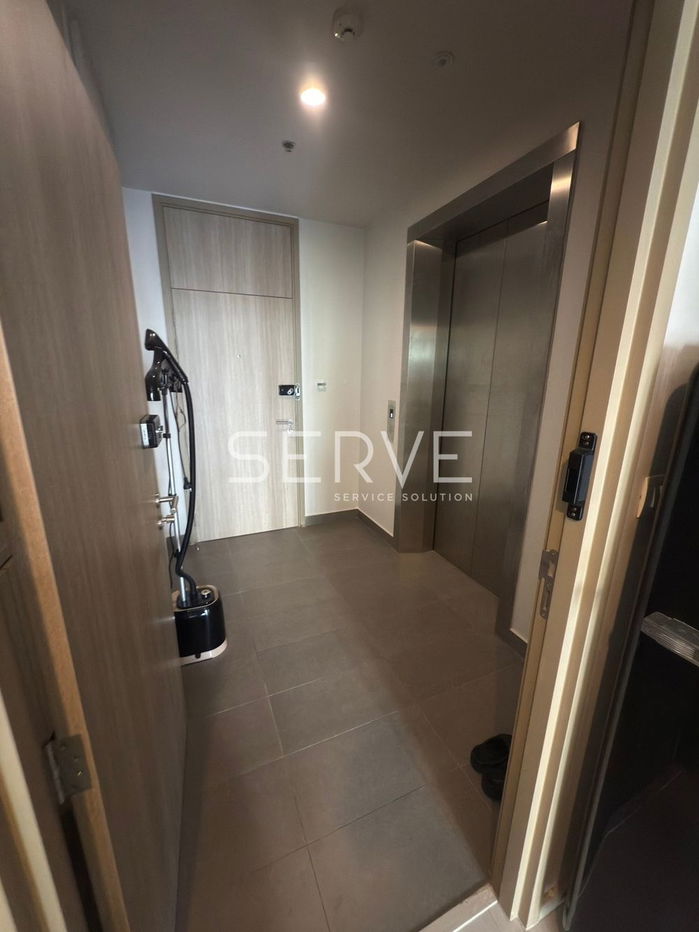 Studio with Partition High Fl. 25+ Perfect Location BTS Phloen Chit / Condo For Sale-Noble Ploenchit