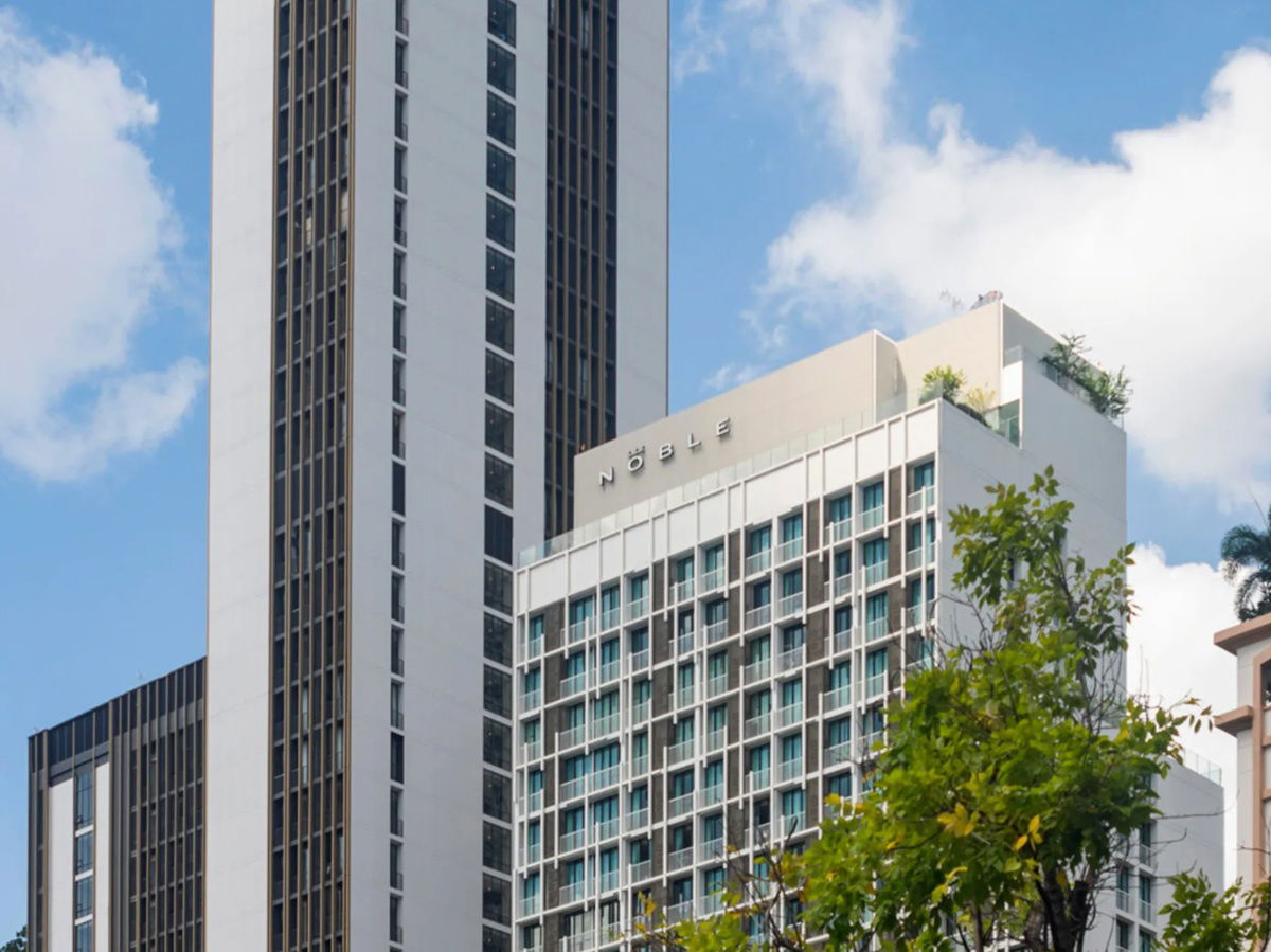 🔥23K🔥- Corner Room 1 Bed 33.49 sq.m. High Fl. Close to BTS Asok & MRT Sukhumvit 550 m. at Noble BE19 Condo / For Rent