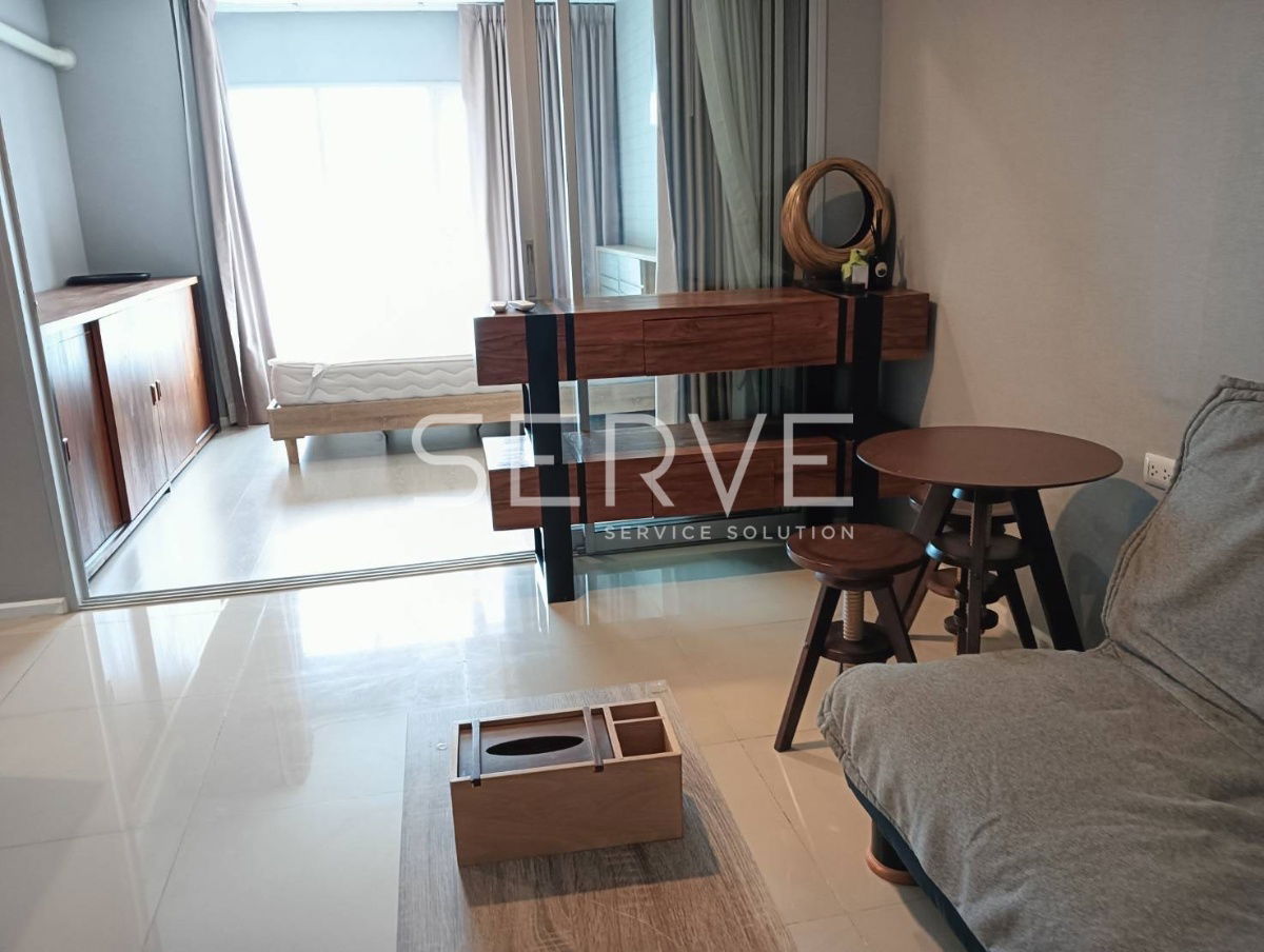 1 Bed Large Room City View Fully furnished  Condo High Rise Good Location MRT Phra Ram 9 400 m. @ Aspire Rama 9