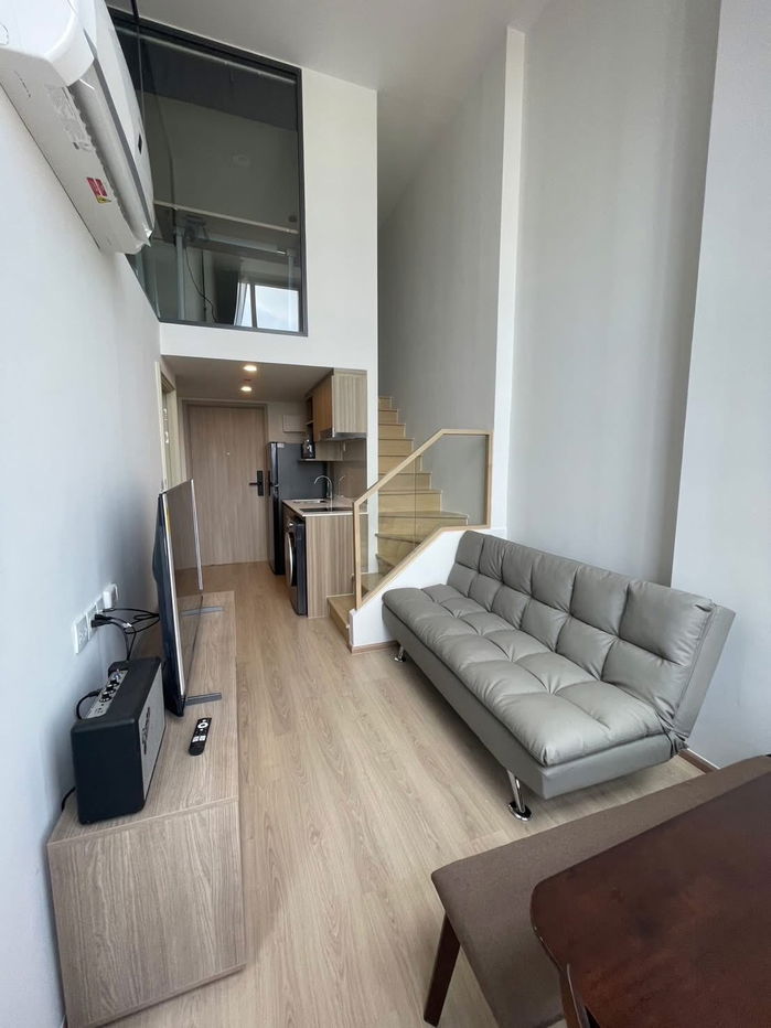 Life Rama 4 -                      Asoke