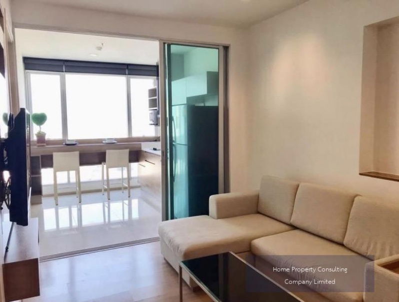 ငှားရန်ရှိသောကွန်ဒို- Rhythm Phahol-Ari၊ BTS Ari အနီး