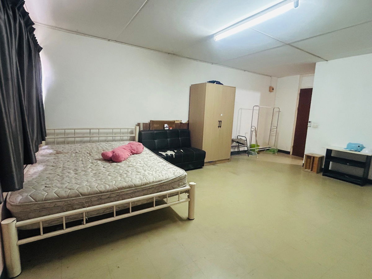 For rent condo popular T4 (condo)