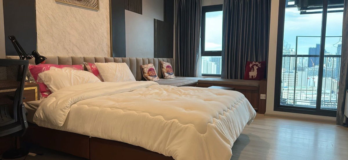 Life One                       Wireless