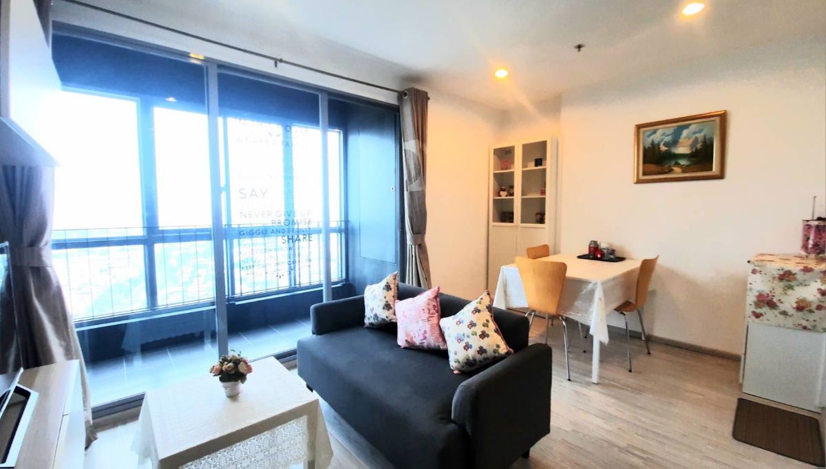 K0050 出租 Ideo Mobi Bangsue Grand Interchange 2 卧室 **免费 2 个停车位** MRT Bang Sue/ MRT Tao Poon