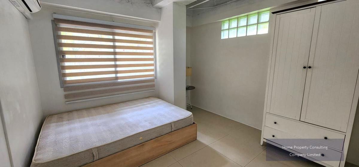 出租：The Waterford Sukhumvit 50，一楼。