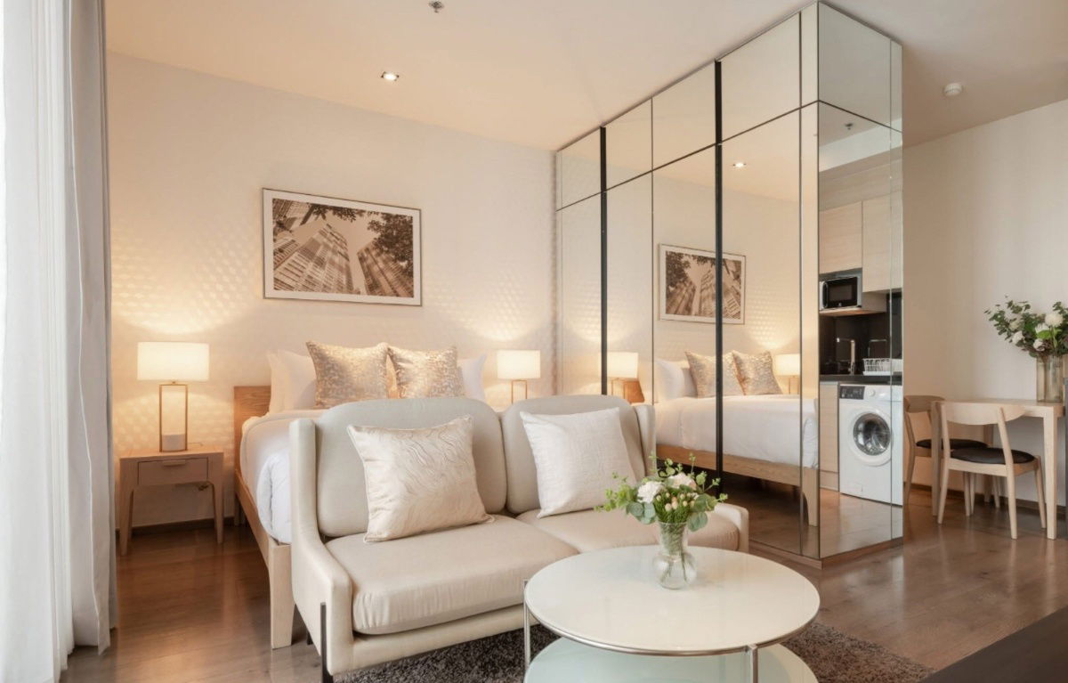 Park Origin PhromPhong ( Park 24 )