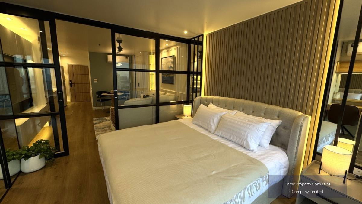 Condo for Rent: Sukhumvit Suite, near BTS Nana & MRT Sukhumvit, Prime Location, Fully Furnished and Ready to Move In