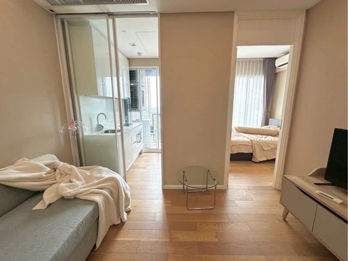 The Saint Residence for Rent only 15,00 baht Nice Decoration  Line : @apopplace