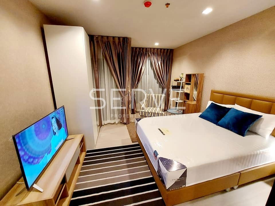 1 Bed Luxury Style High Floor City view Good Location close to MRT Rama 9 350 m. @ Life Asoke - Rama 9