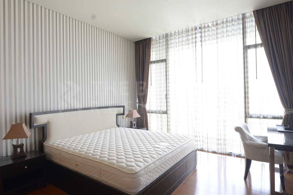 The Privilege of Luxury in an Economic Hub Location The Sukhothai Residences