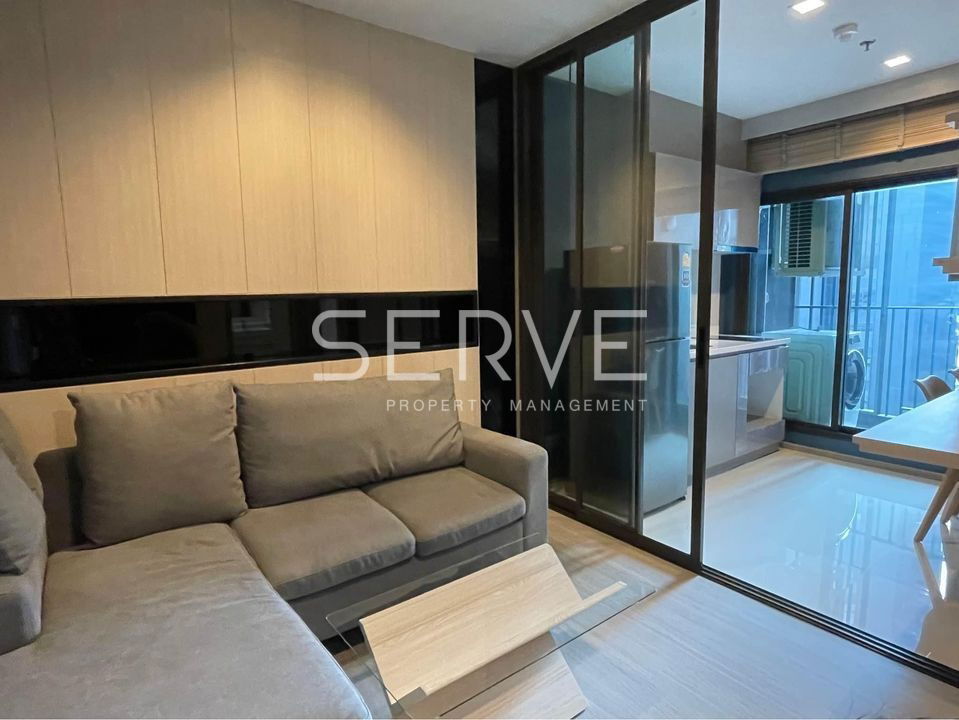 1 Bed Luxury Style High Floor City view Good Location close to MRT Rama 9 350 m. @ Life Asoke - Rama 9