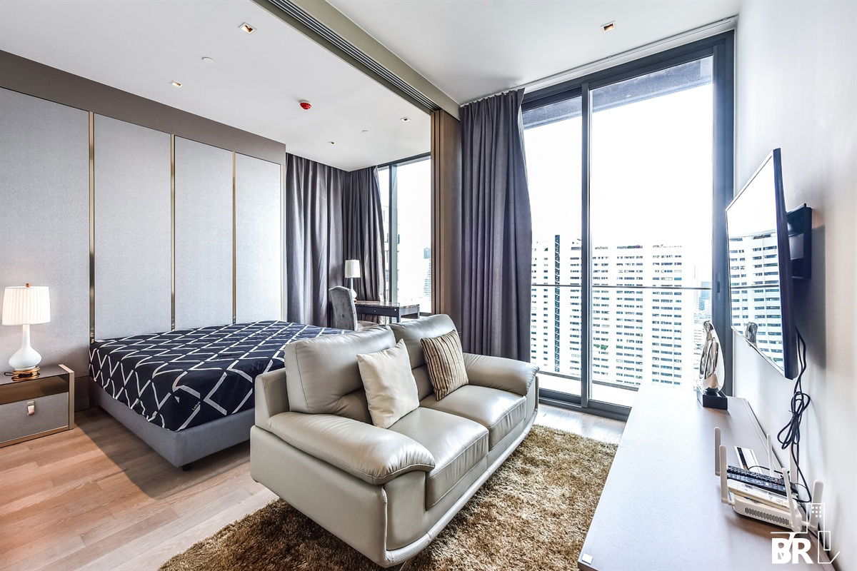 Ashton Silom near bts chong nonsi