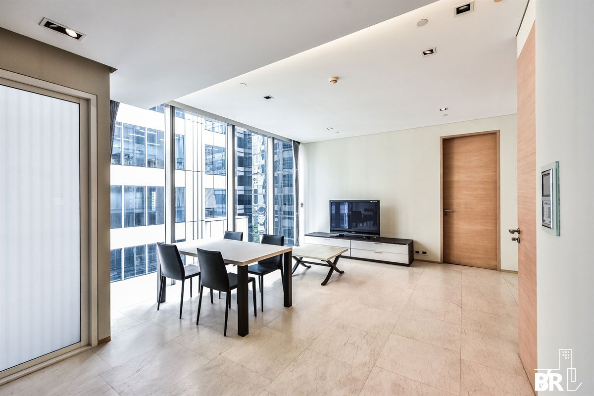 The Privilege of Luxury in an Economic Hub Location Saladaeng residences near MRT Silom Station