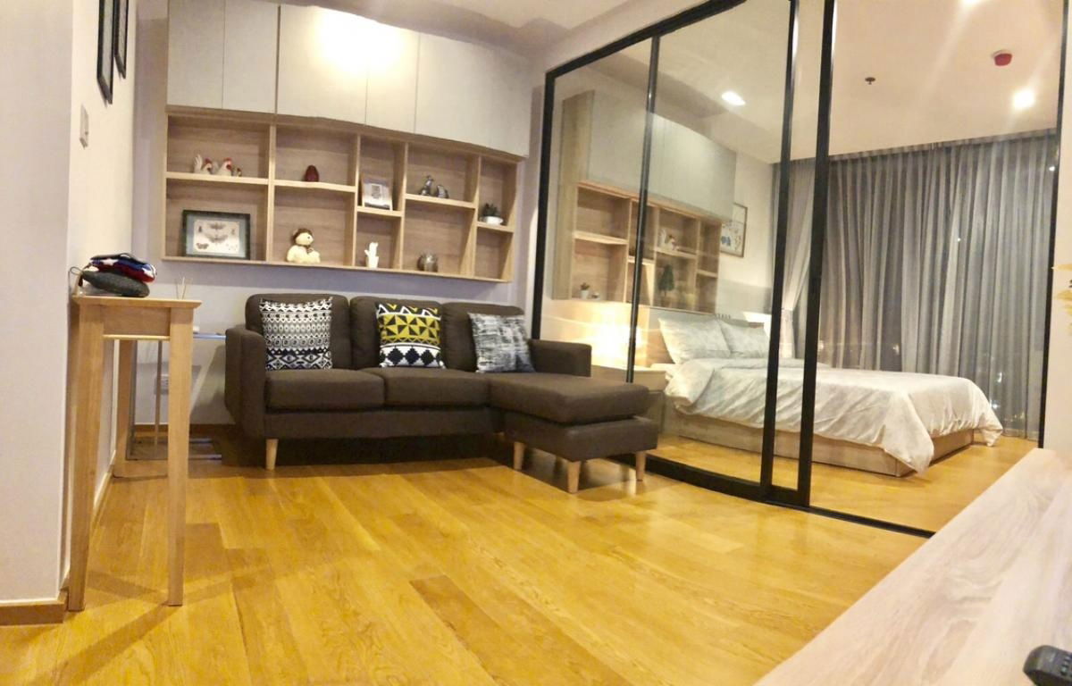 For rent Noble Revo Silom 1 bedroom 1 bathroom 33 sq m. 30th floor, fully furnished, open view, near BTS Surasak 150 m.