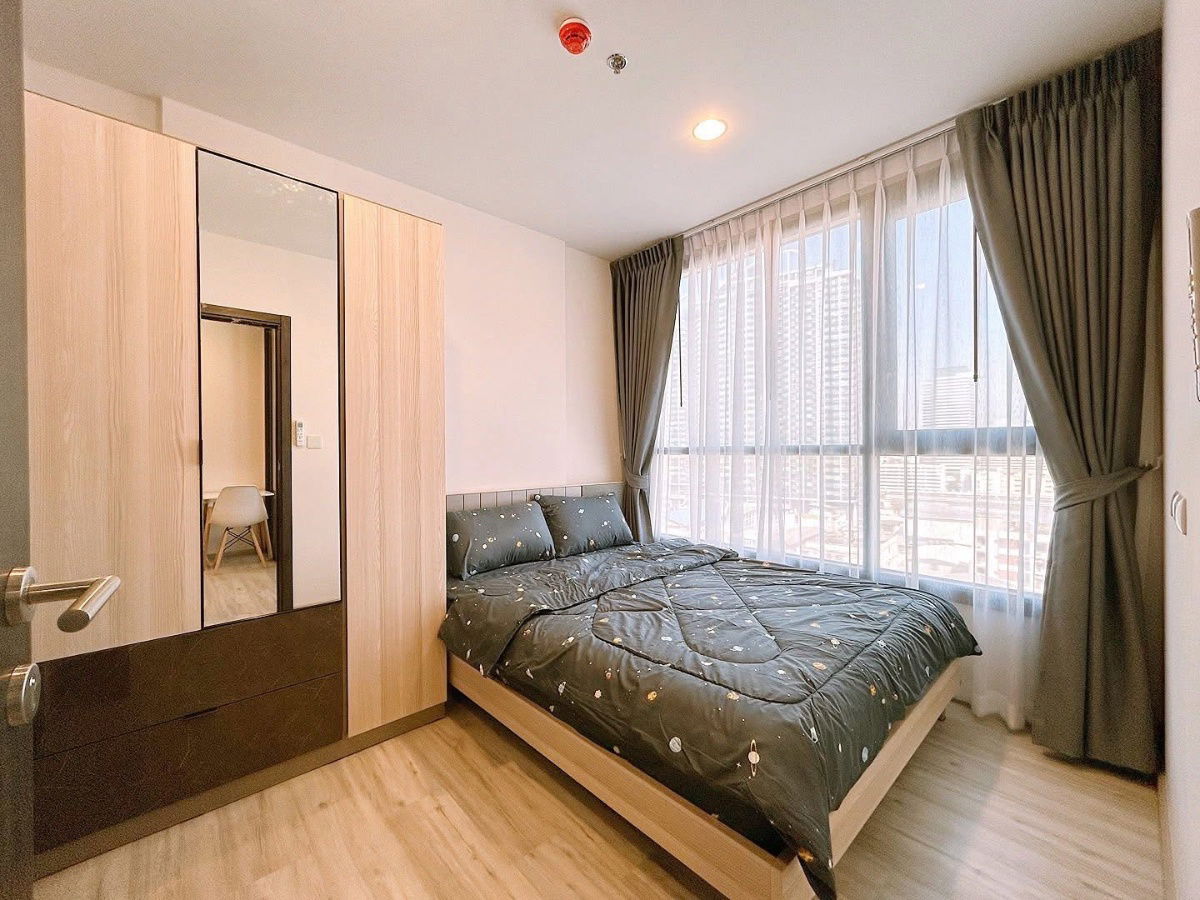 P979 Condo for rent XT Huaikwang, near MRT Huai Khwang, beautiful room, fully furnished, ready to move in.