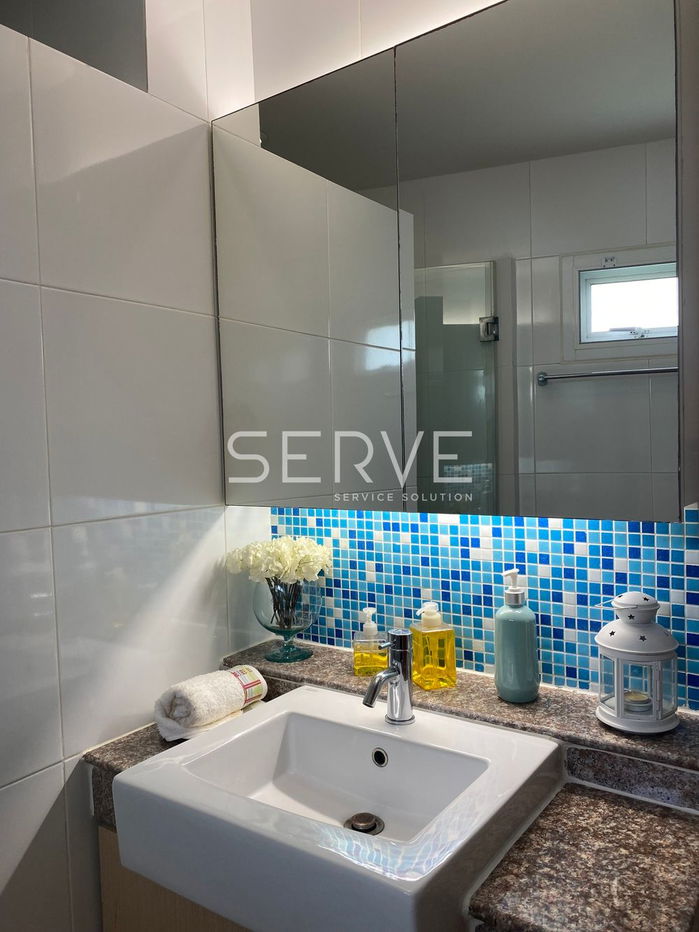 2 Beds with Bathtub 63 sq.m. Good Location Close to BTS On Nut 400 m. / For Rent & For Sale-Residence Sukhumvit 52