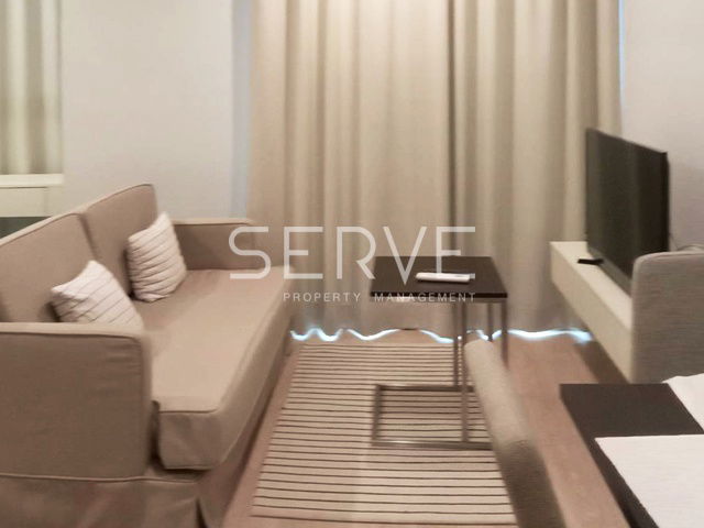 Large Room Studio Super High Floor  Next to MRT Thailand Cultural Centre 80 m @  Noble Revolve Ratchada 2