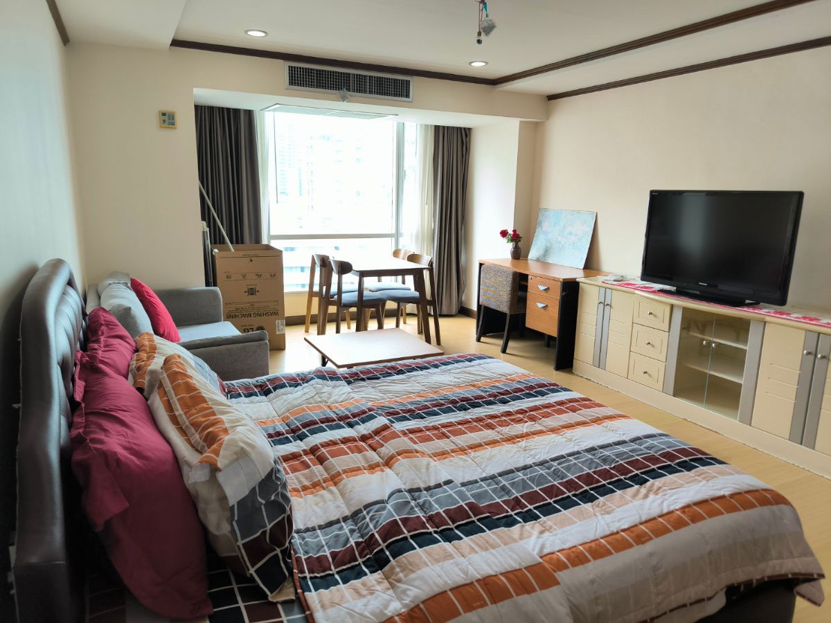 The Trendy Condominium    Size 36sq m    Studio 1 bathroom