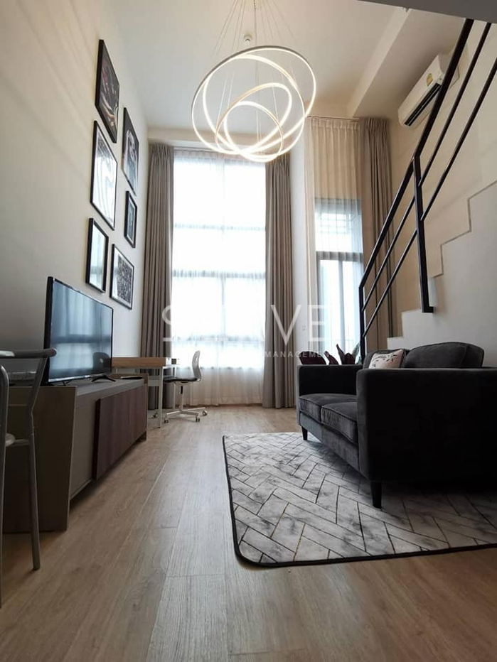 复式 漂亮的房间 城市景观 家具齐全 位置优越 靠近机场铁路 Ramkhamhaeng @ IDeo New Rama 9