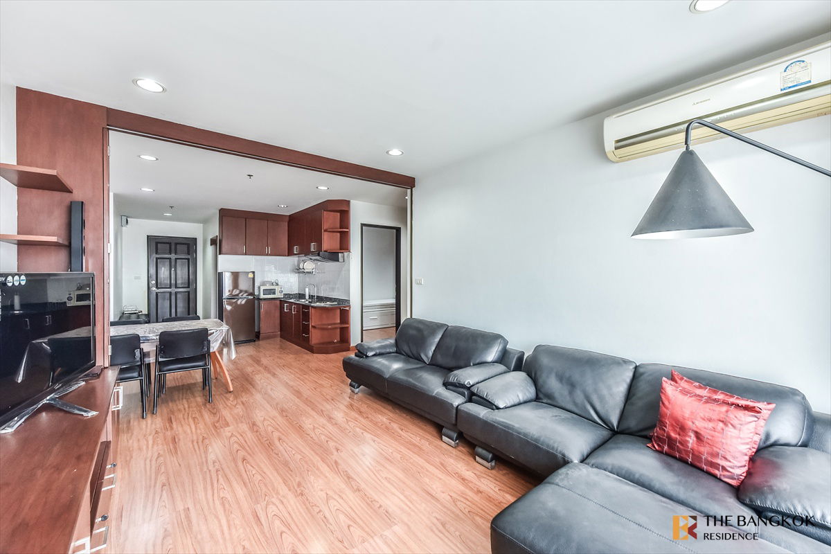 Mb grand phaholyothin near BTS saphan khwai