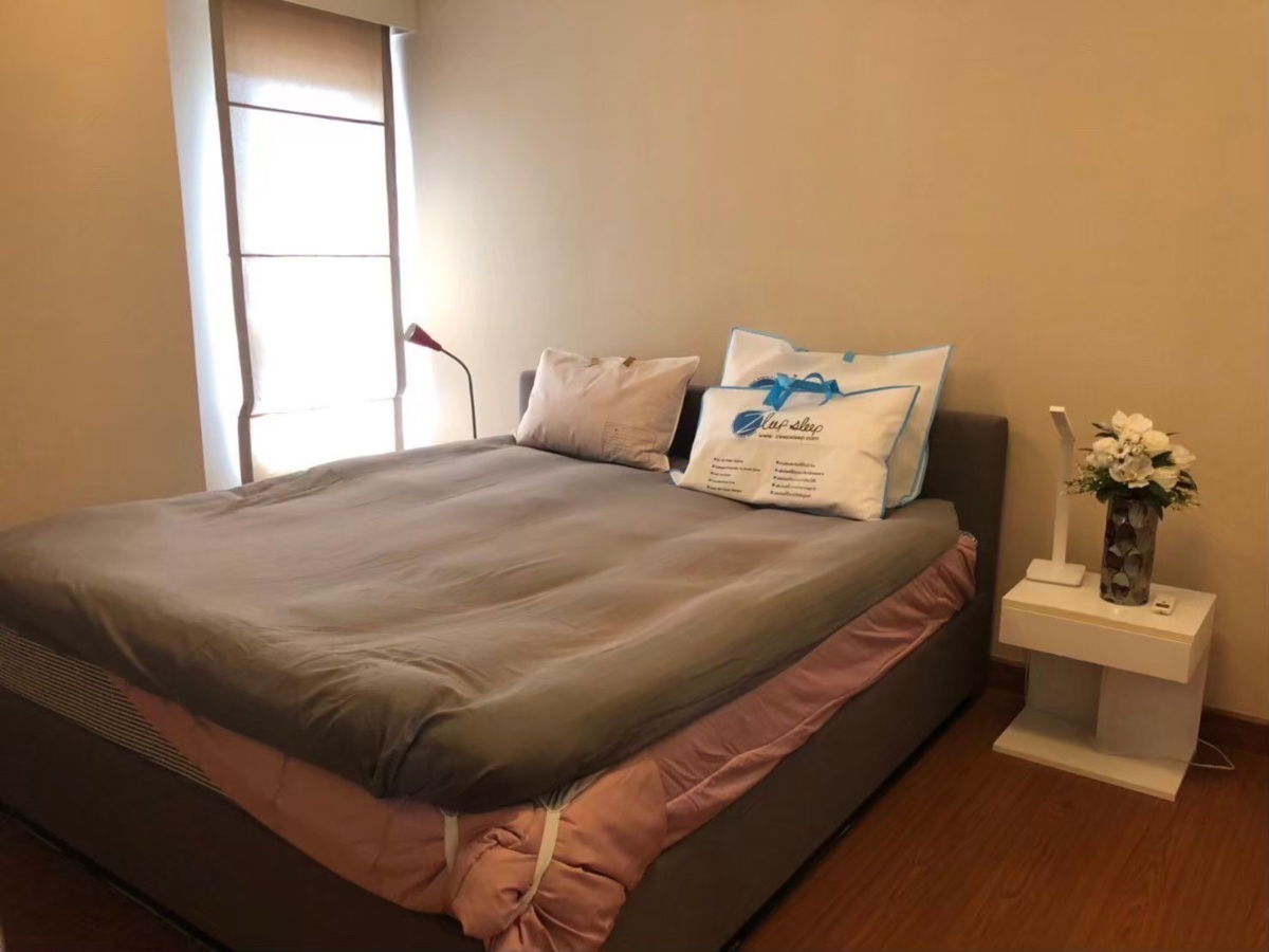 P1005 Condo for rent Grand Bell Rama9, good location, very beautiful room, spacious room, ready to move in.