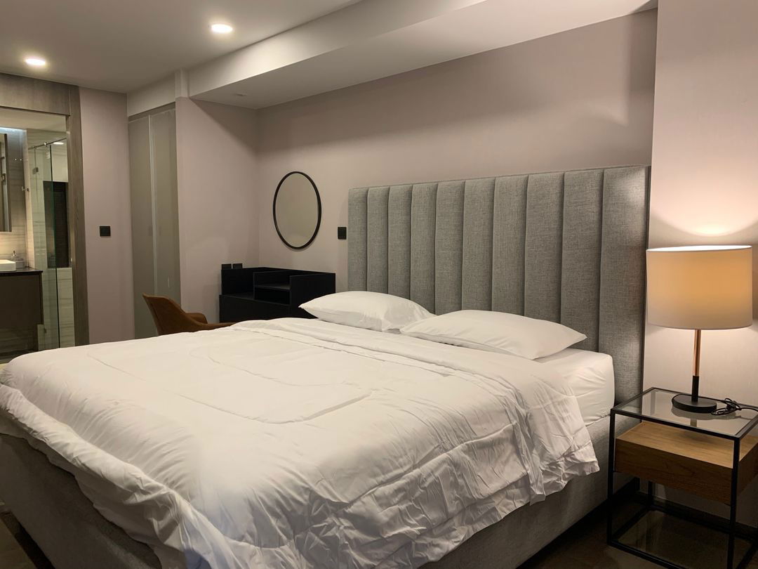 Klass Siam ငှားရန်ရှိသည် (အမျိုးသားအားကစားရုံမှတ်တိုင်မှ မီတာ 200 သာရှိ)