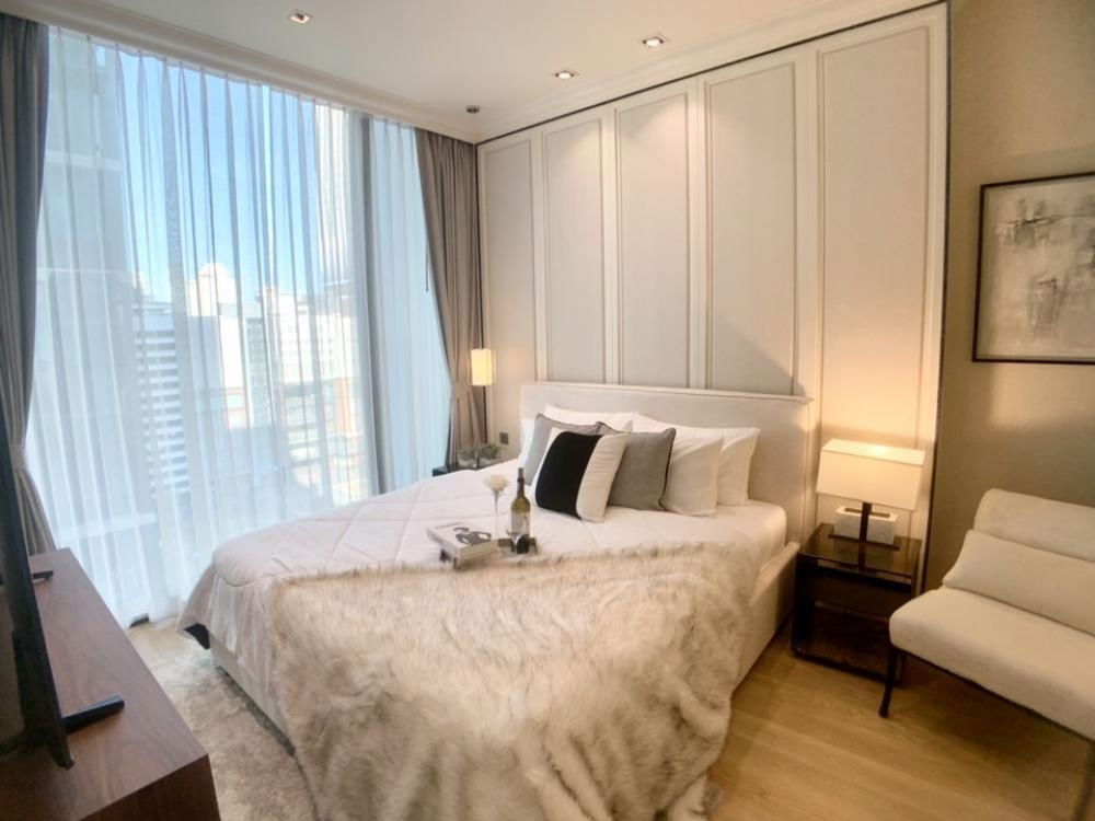 28 CHIDLOM  Usable Area: 90 Sq.m  11th Floor The Villa Tower