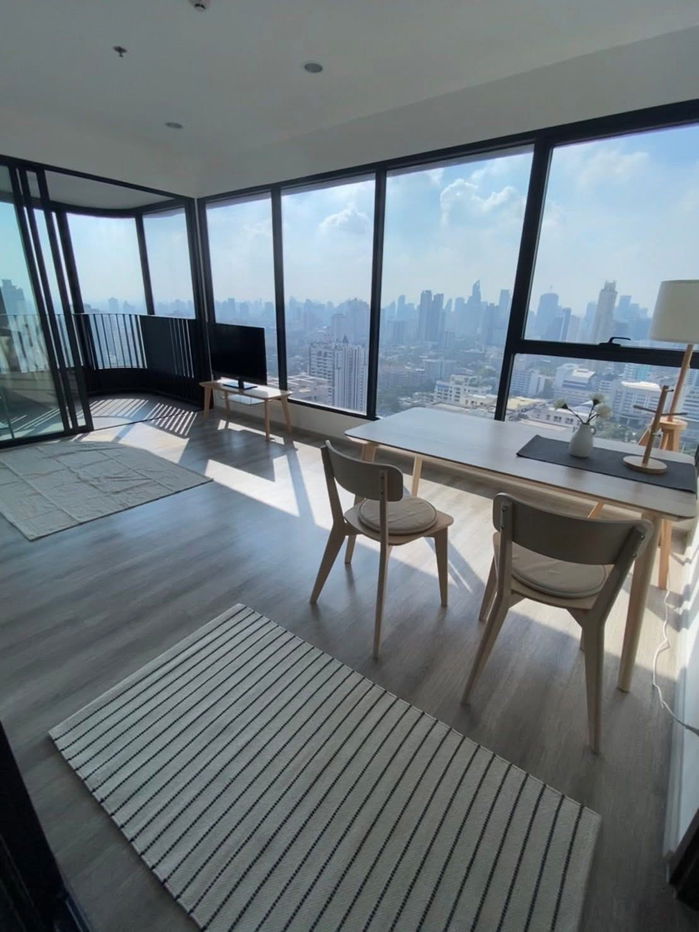 P1012 Condo for rent IDEO Mobi Asoke, corner room, 2 bedrooms, very beautiful room, fully furnished, ready to move in.