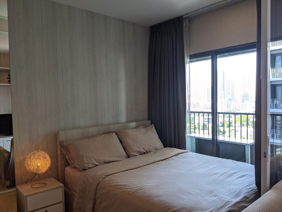 P1010 Condo for rent, Noble Remix, beautiful room, fully furnished + electrical appliances, ready to move in, special price.